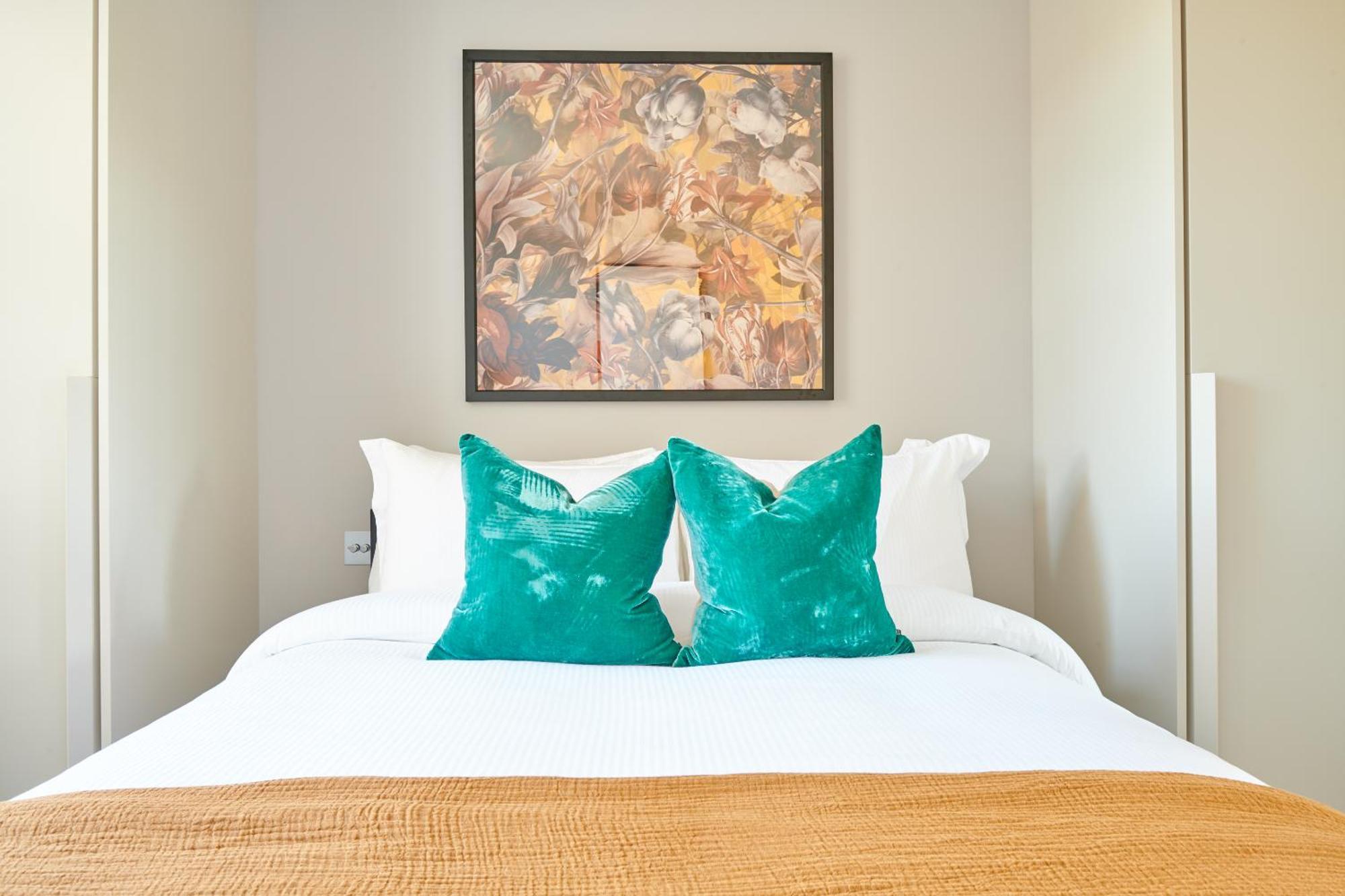 Sonder Sloane Square Aparthotel ลอนดอน ภายนอก รูปภาพ